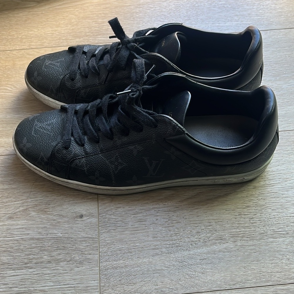 MENS LOUIS VUITTON MONOGRAM LUXEMBOURG SNEAKERS - Picture 4 of 8